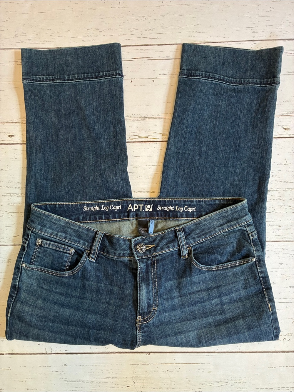 Apt. 9 Straight-Leg Modern Fit Capri/Cropped Stretch Jeans, size 10